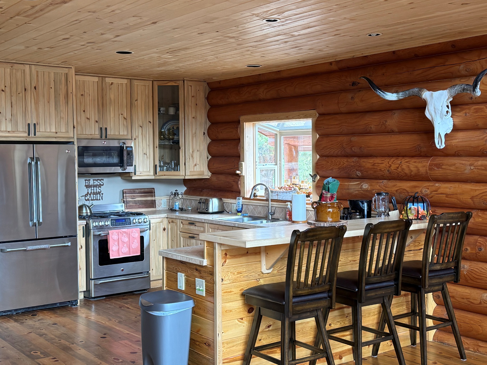 Fully equipped log cabin kitchen